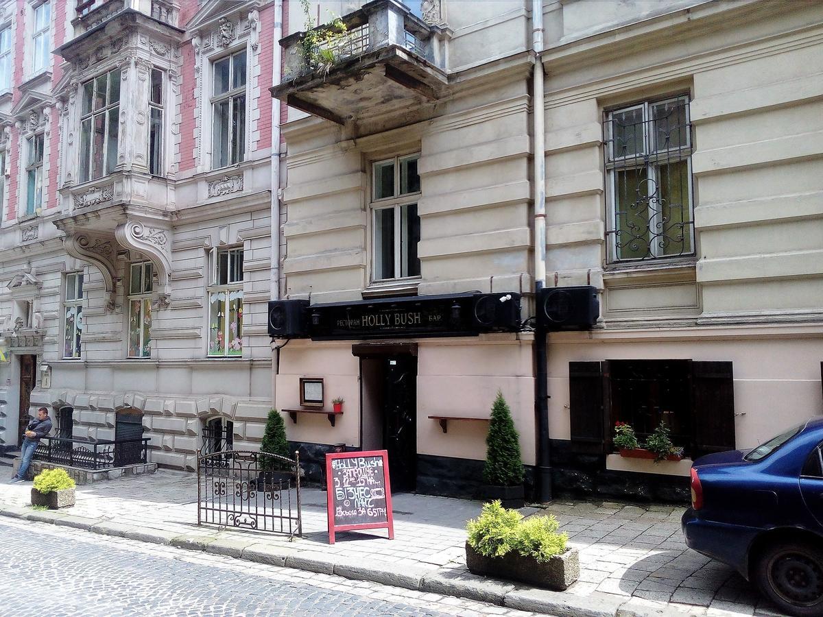 The Georgehouse Hostel Lviv Ngoại thất bức ảnh